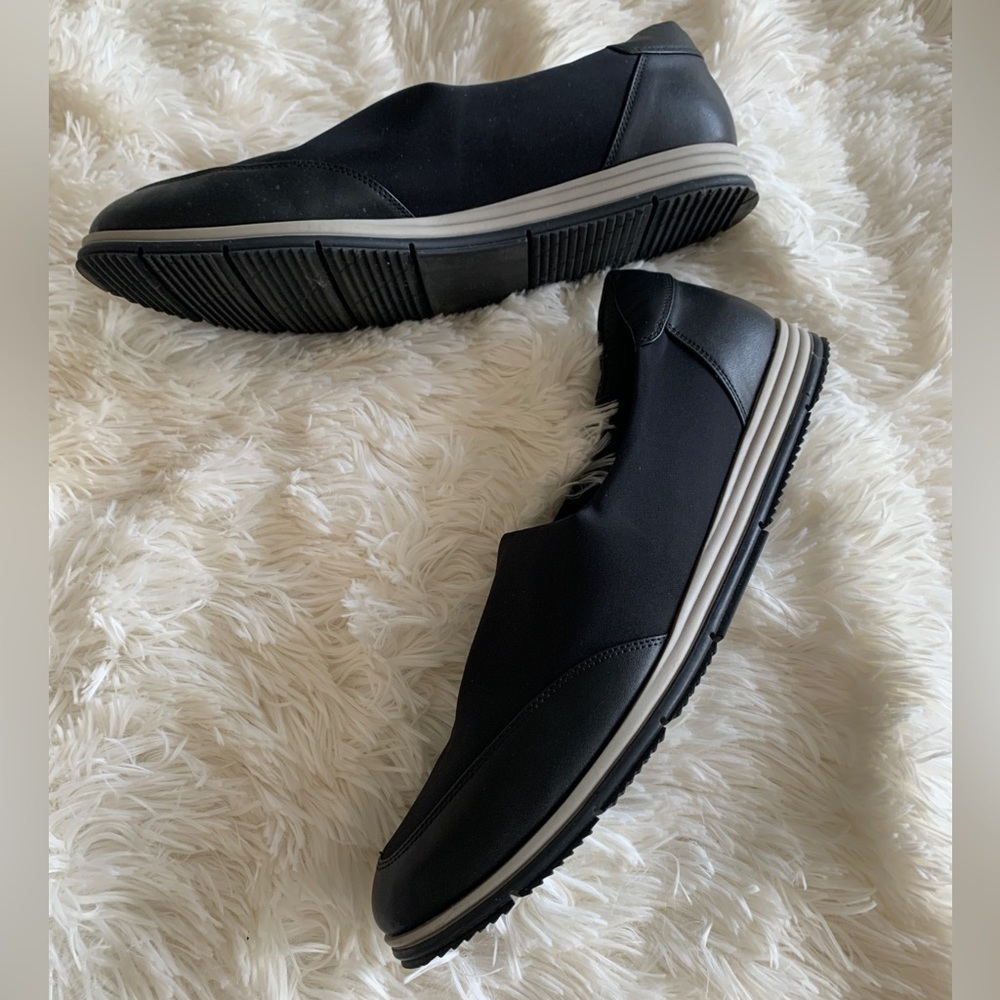 Vaneli Sport Women’s Quade Comfort Slip On Sneakers Size US 11 W Nwot